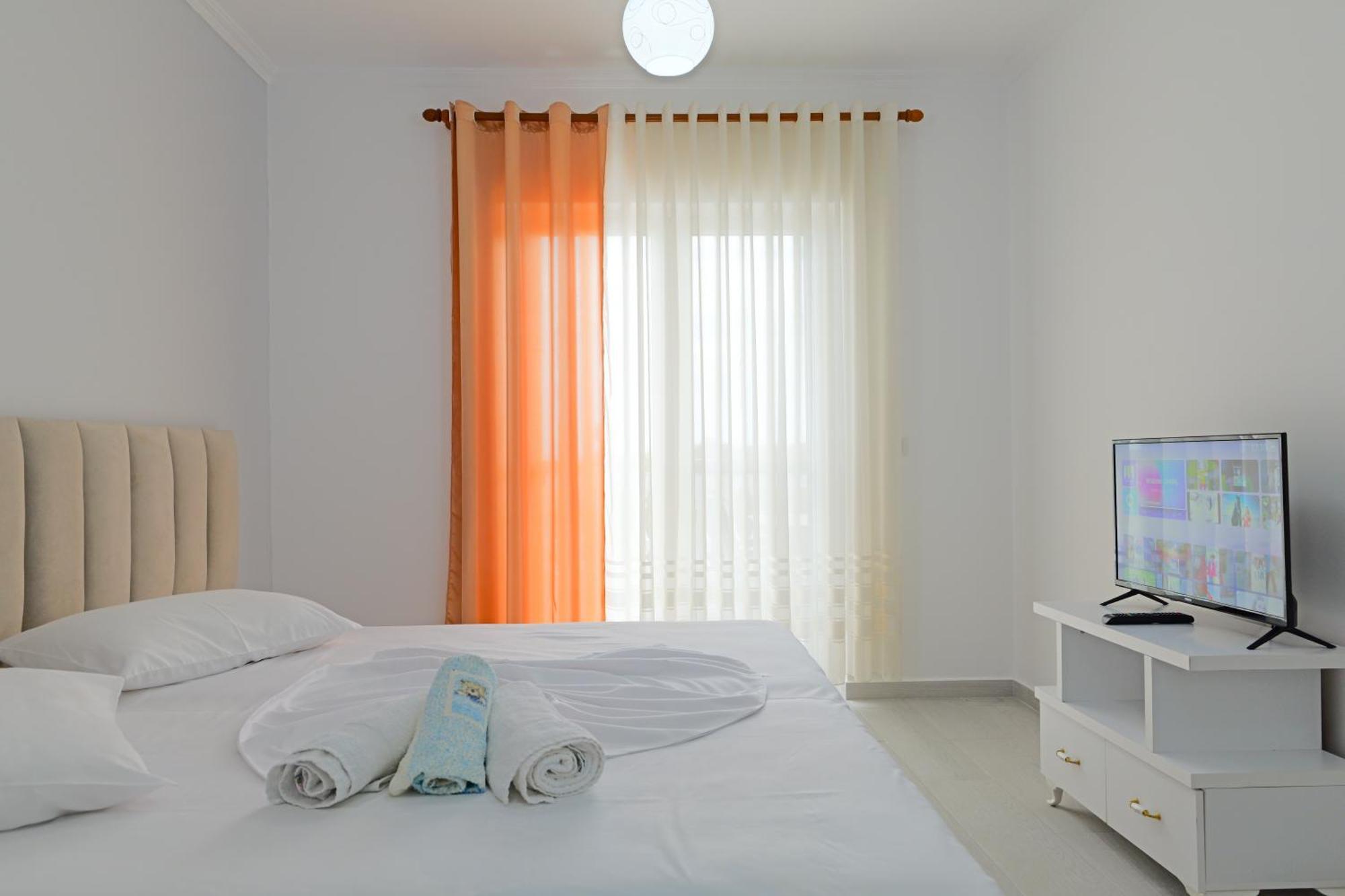 Vila Marina Apartments Sarandë Exterior foto