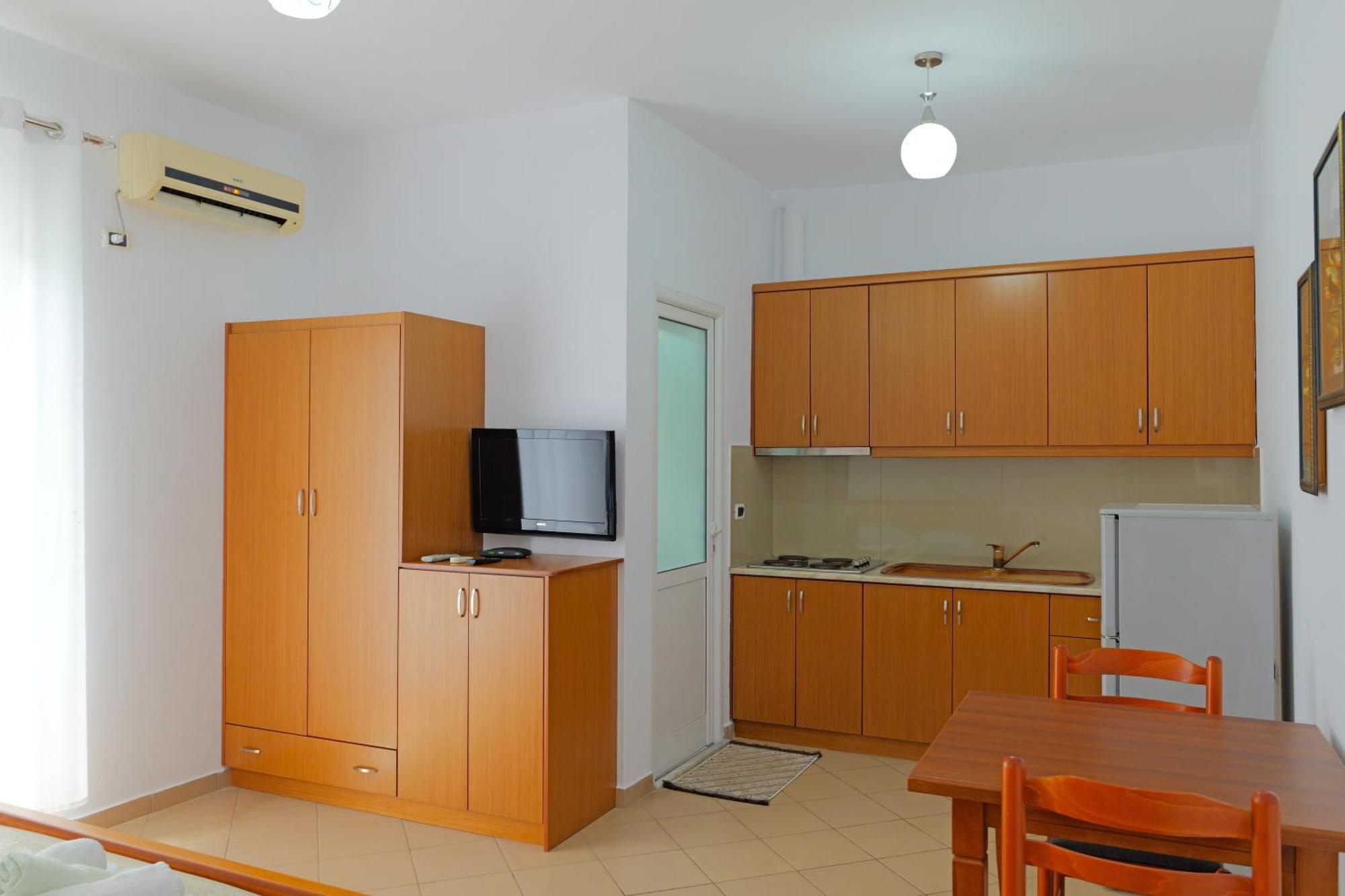 Vila Marina Apartments Sarandë Exterior foto